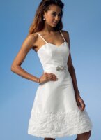 M7049 Damen Kleid, Schnittmuster von McCalls