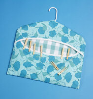 McCalls M6051 Schürze, Ironing Board Husse,,dnungs-, Bins, Hanger Cover, KleidungNadelHolder, Banner und Scissor Caddy