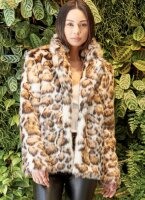 M7847 Mantel Damen, McCalls