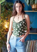 M8114 Damen Tops, Schnittmuster von McCalls